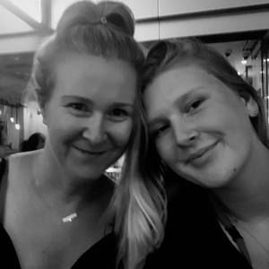 Meet your Posher, Sharyn